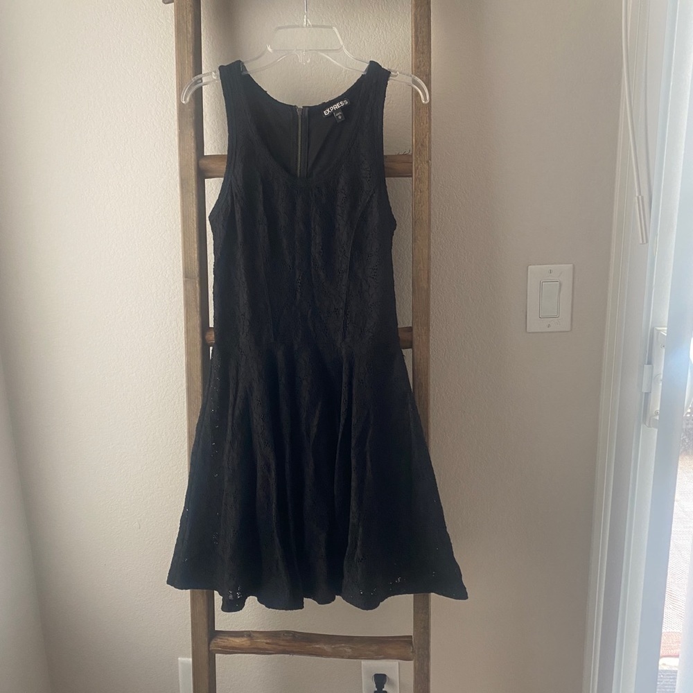 EXPRESS black lace dress - size XS - Picture 6 of 6